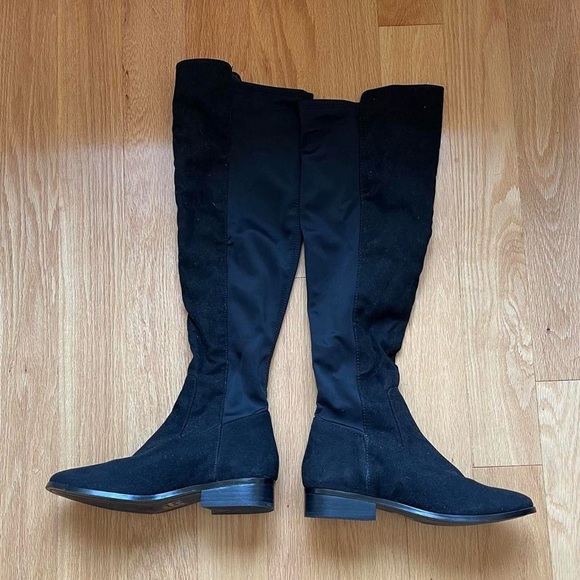 Knee height boots got from Aldo
Size: US 7.5 / UK 5 - Picture 1 of 9